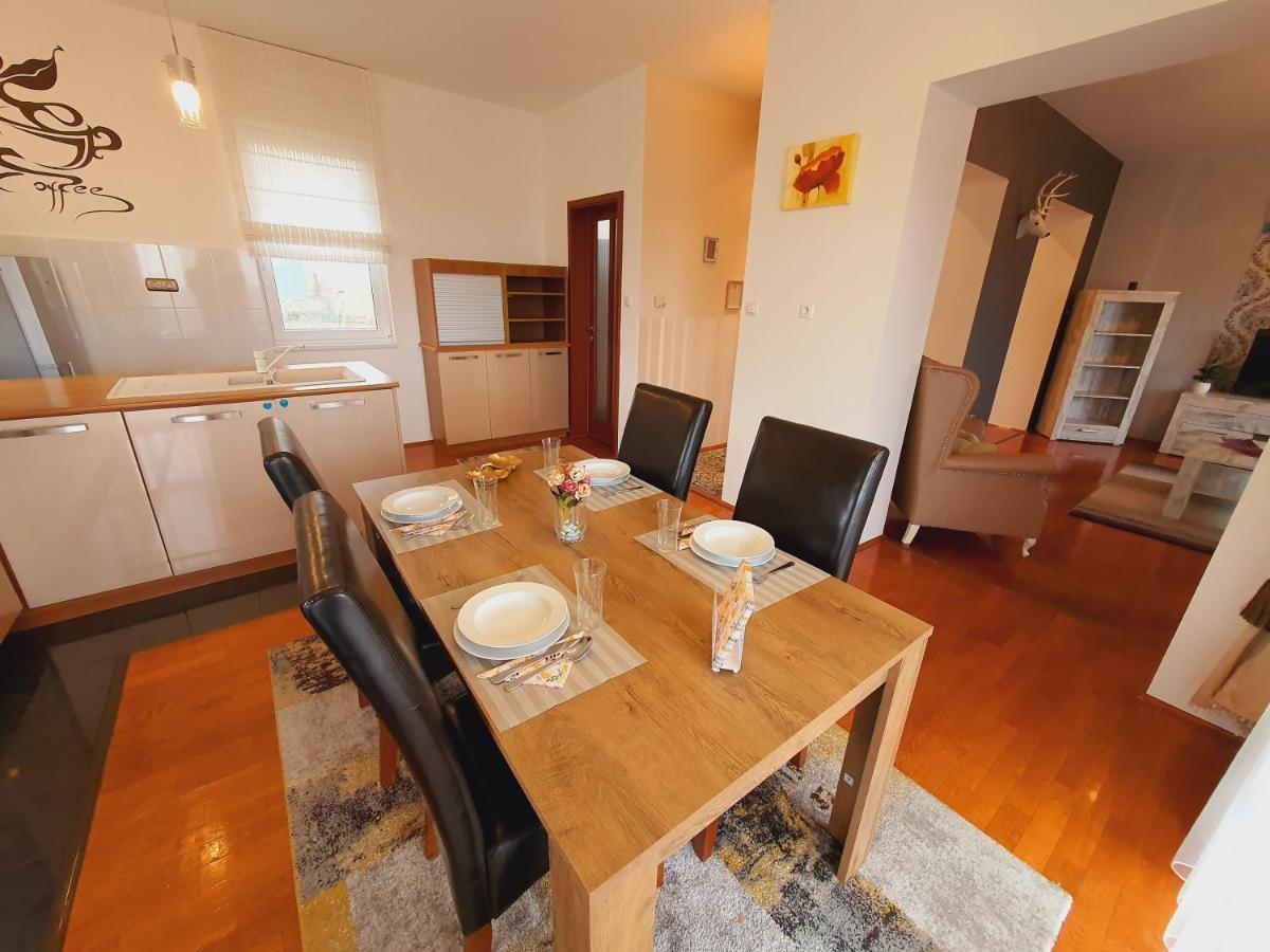 Adel Apartman Miskolc Extérieur photo
