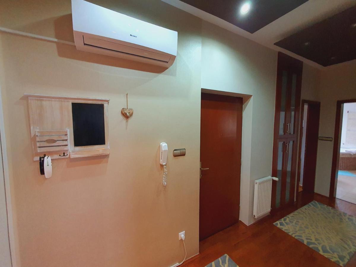 Adel Apartman Miskolc Extérieur photo
