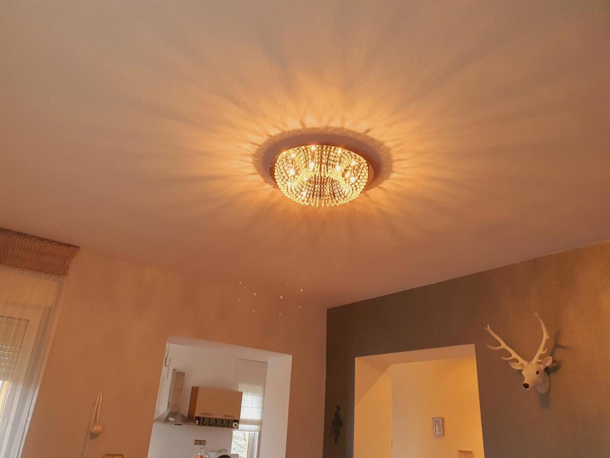 Adel Apartman Miskolc Extérieur photo